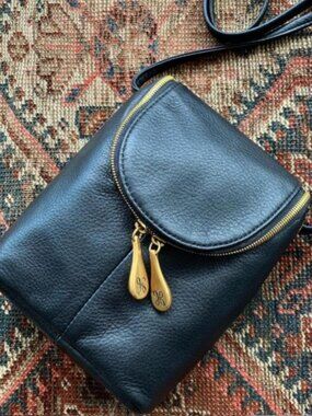 NEW Black HOBO Fern Crossbody Bag in Pebbled Leather